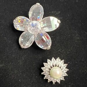 Elegant Multi Faceted Clear Crystal Flower and Faux Pearl Flower Brooch Lot-2